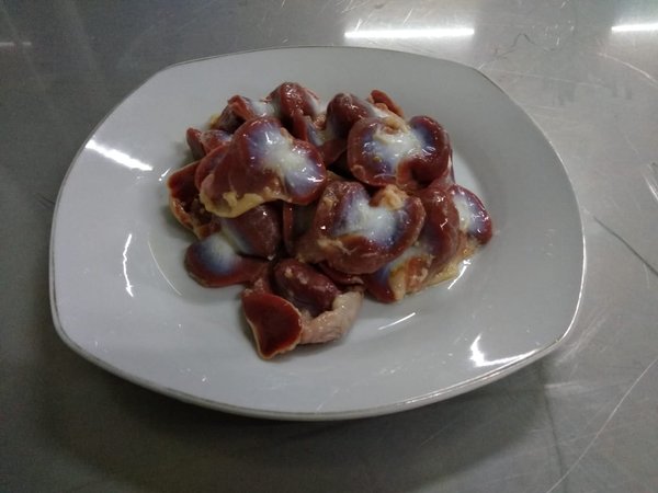 AtI_dan_Ampela_ayam_Ukkecil_Frozen